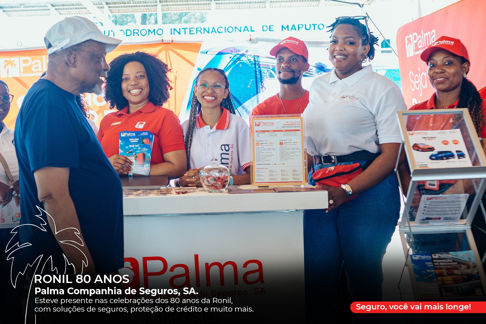 Equipa da Palma Seguros no balcão do stand durante as celebrações dos 80 anos da Ronil no ATCM